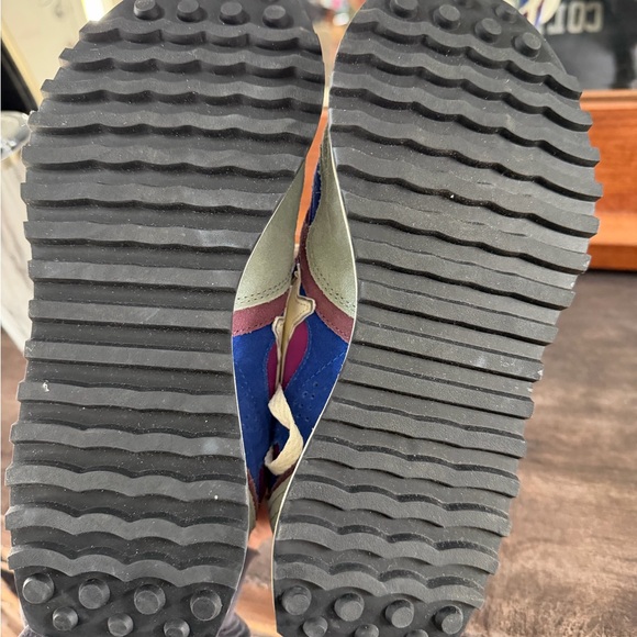 W6YZ Colorblock Suede Sneakers Size 39 (US 8.5) - Picture 7 of 9